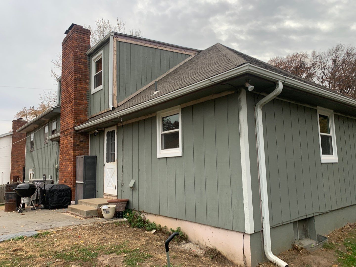Installed New Vinyl Siding by EEC Windows, Siding & Roofing
