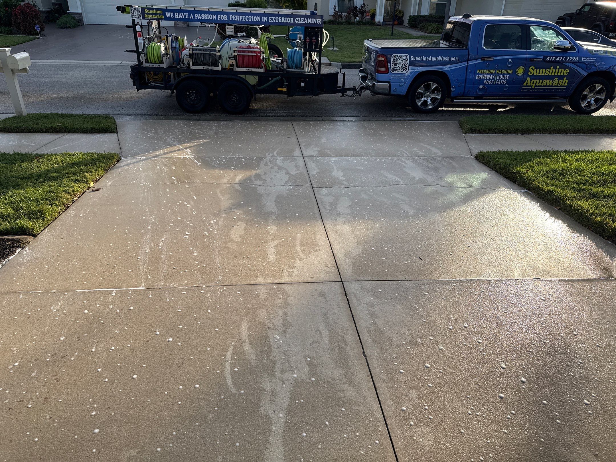 Concrete Driveway & Walkway Transformation | Northwood Park, Palmetto FL by Sunshine AquaWash