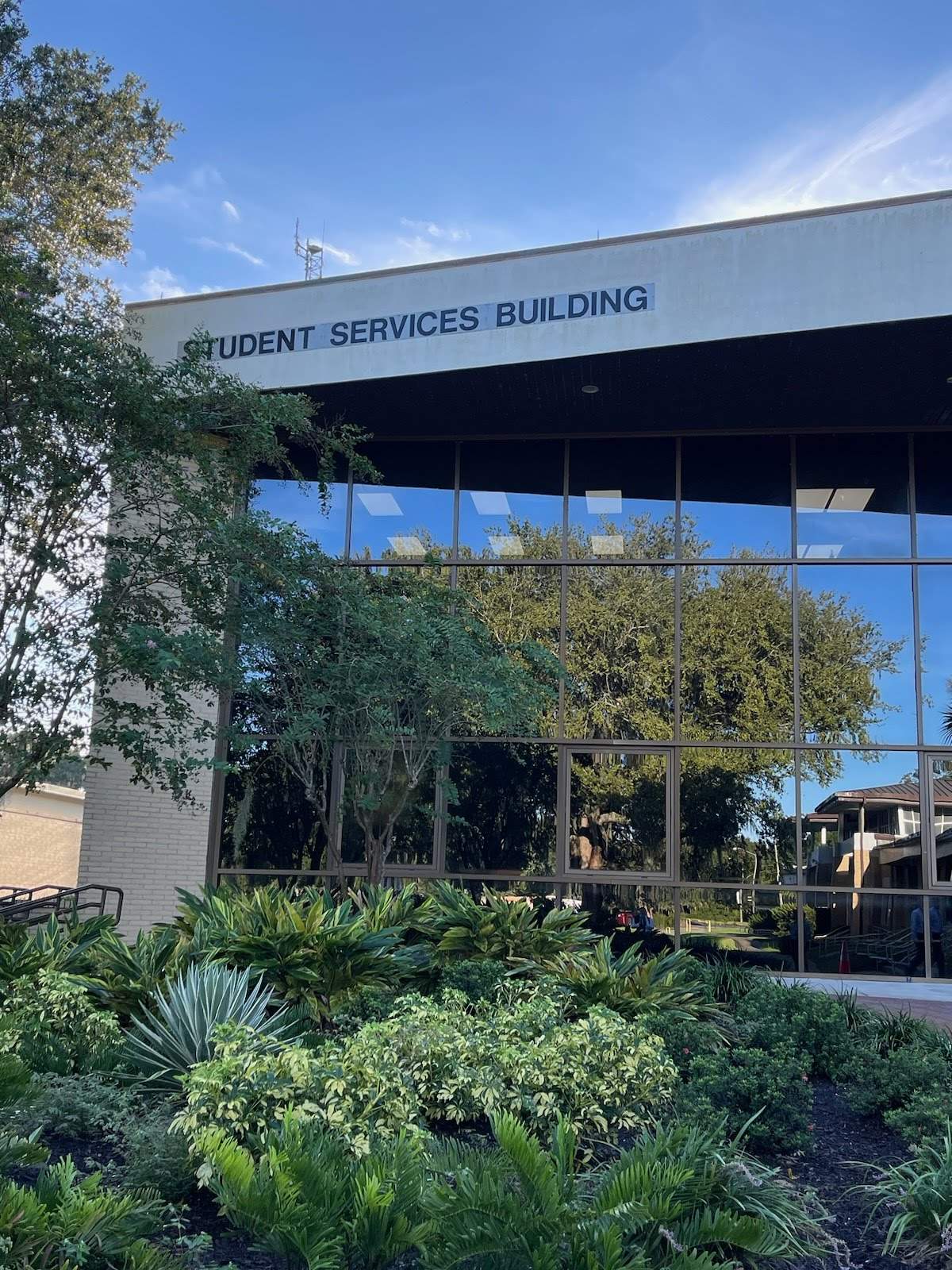 LSSC Leesburg Channel Letters for Student Service Center by SignCrafters