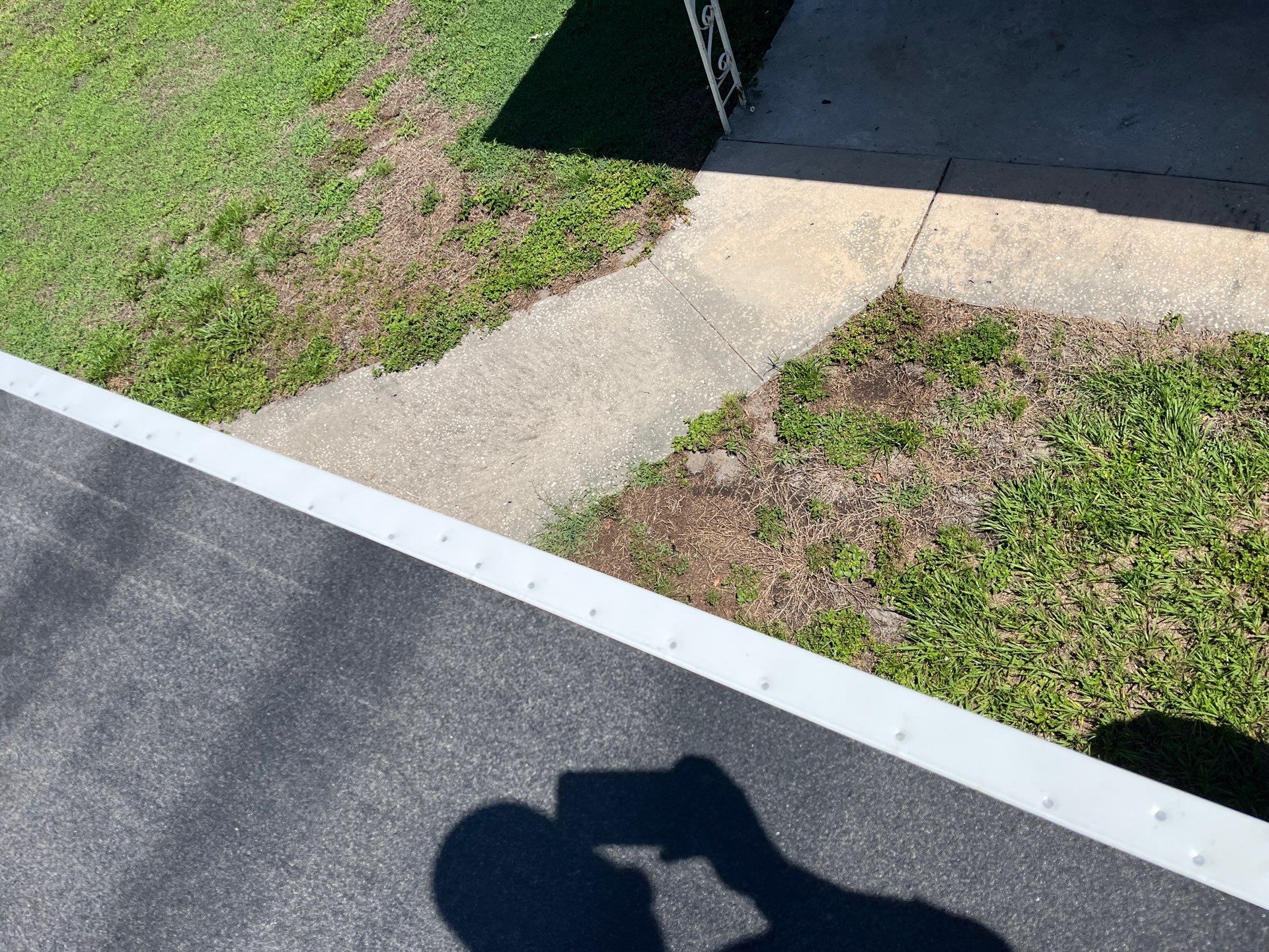 Project in Gulfport 33707 by Mitchell Roofing Company LLC 