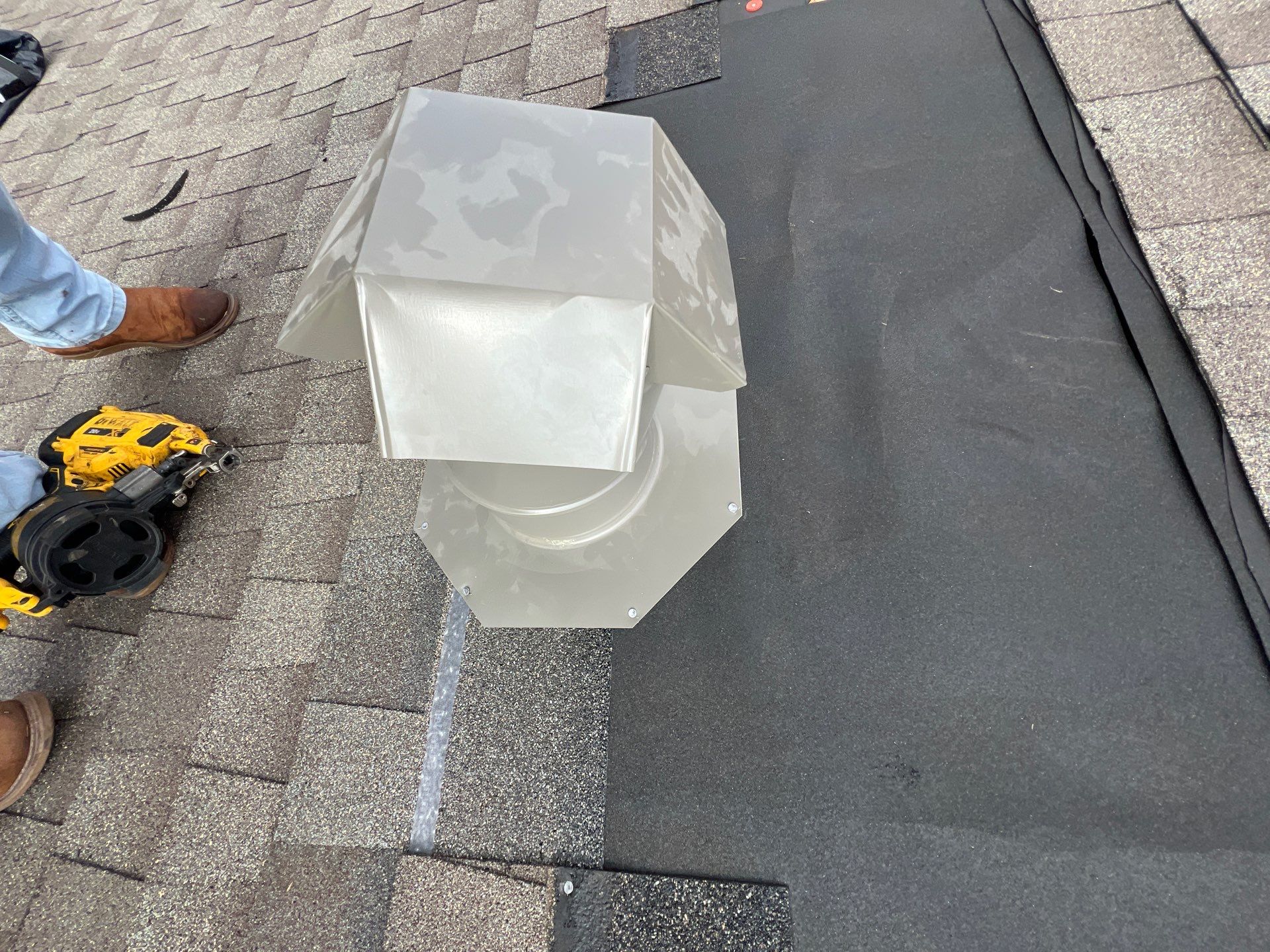 Hail Damage using Owen's Corning Duration (Lifetime) Shingles by Roof Repair Company