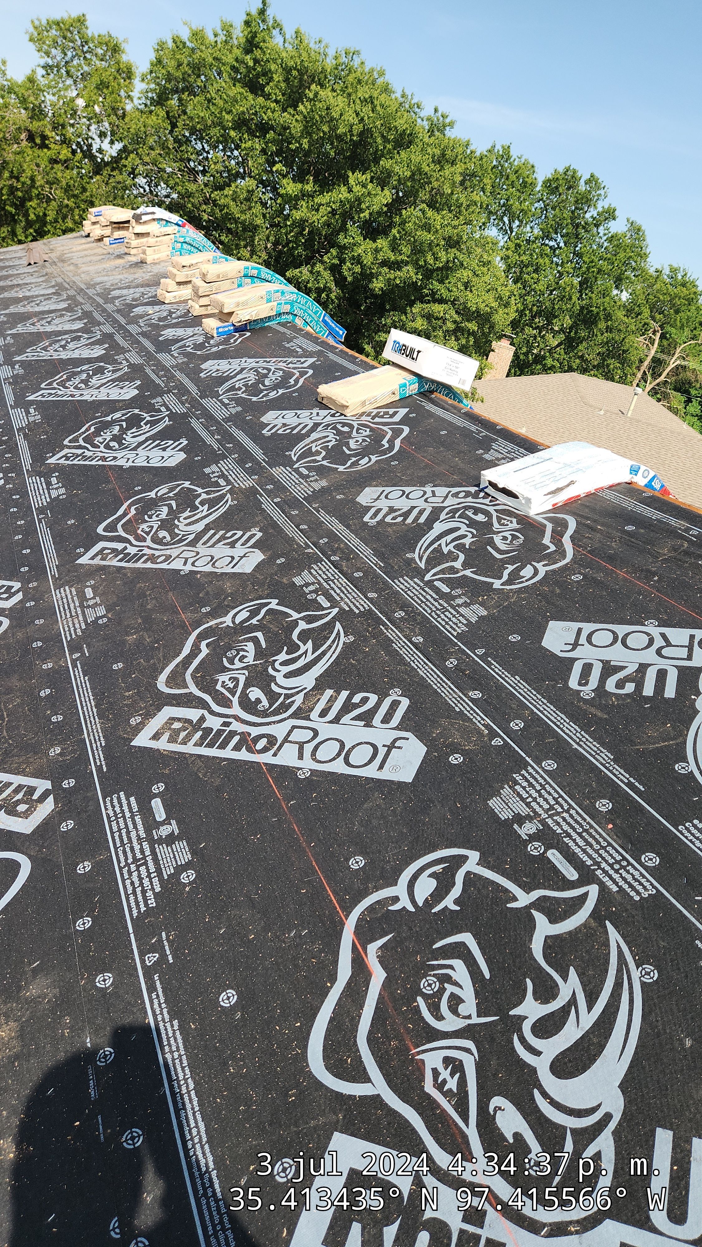 Roof Installation using Certainteed Landmark by Castillo Roofing