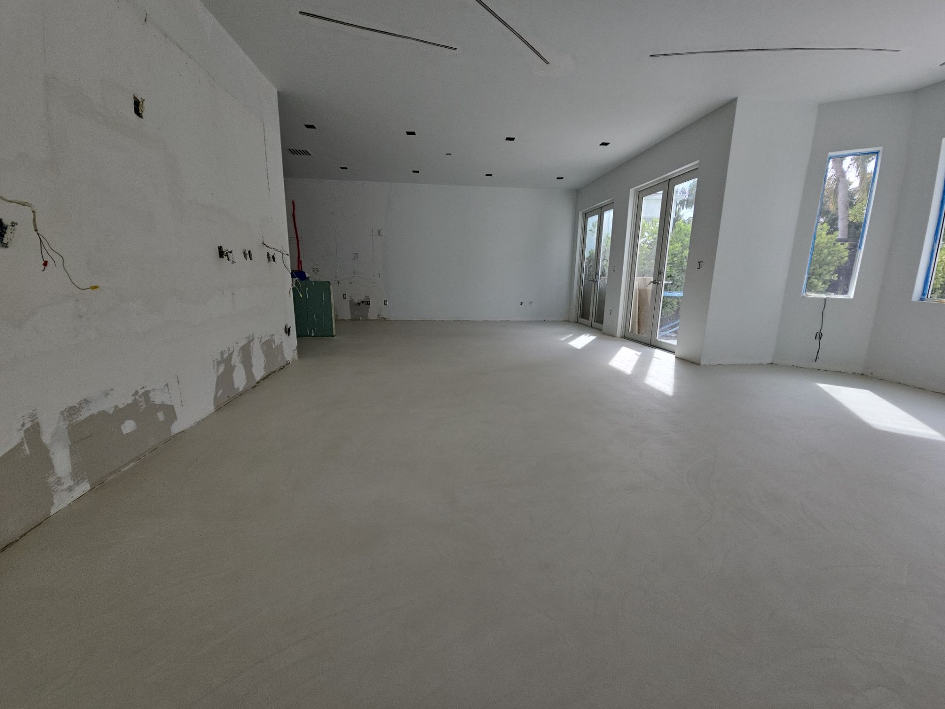 Aventura Private Home by Seamless Surfaces