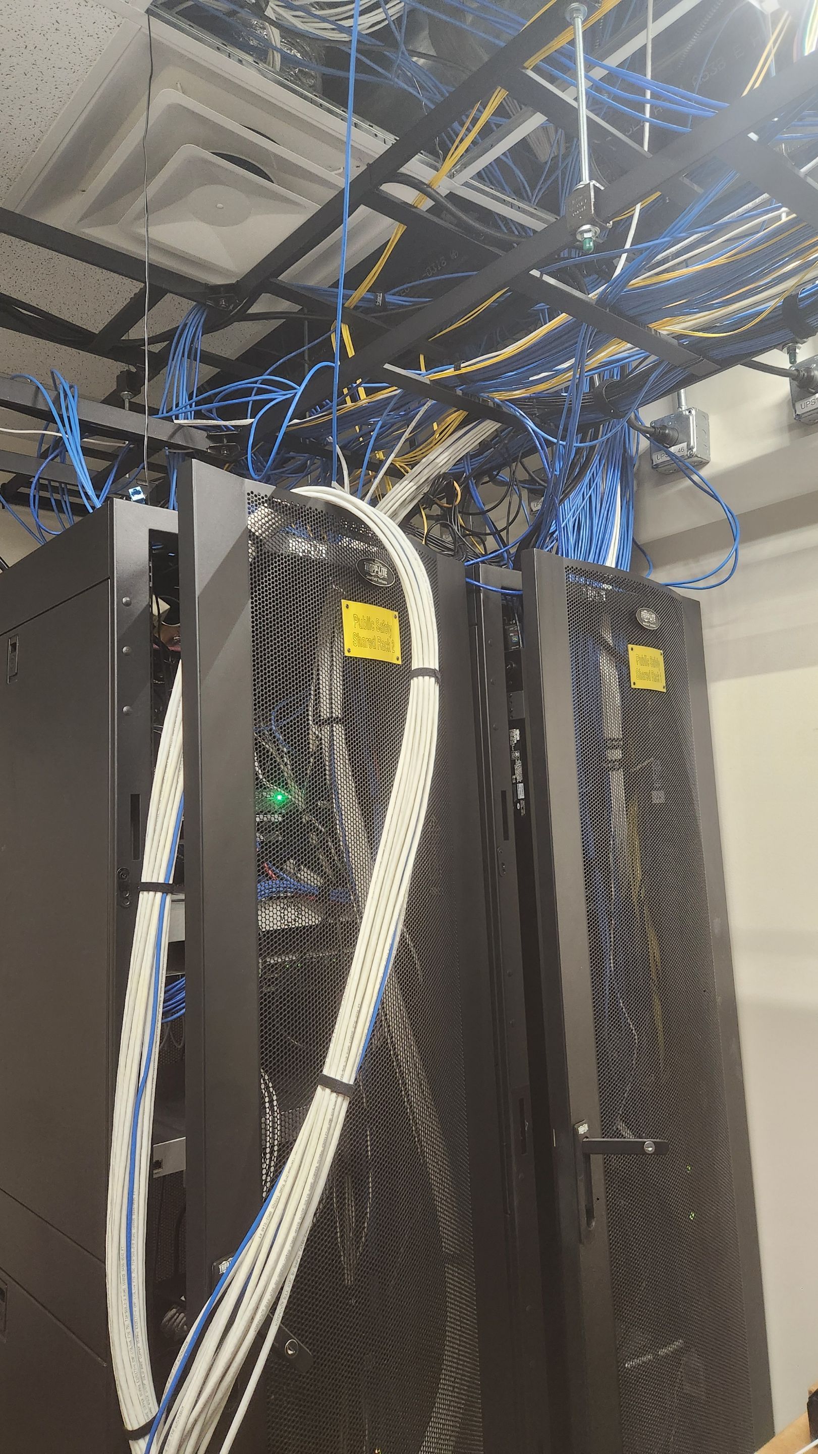 Advanced Commercial AV System Integration for Warren County EOC by Techkinect