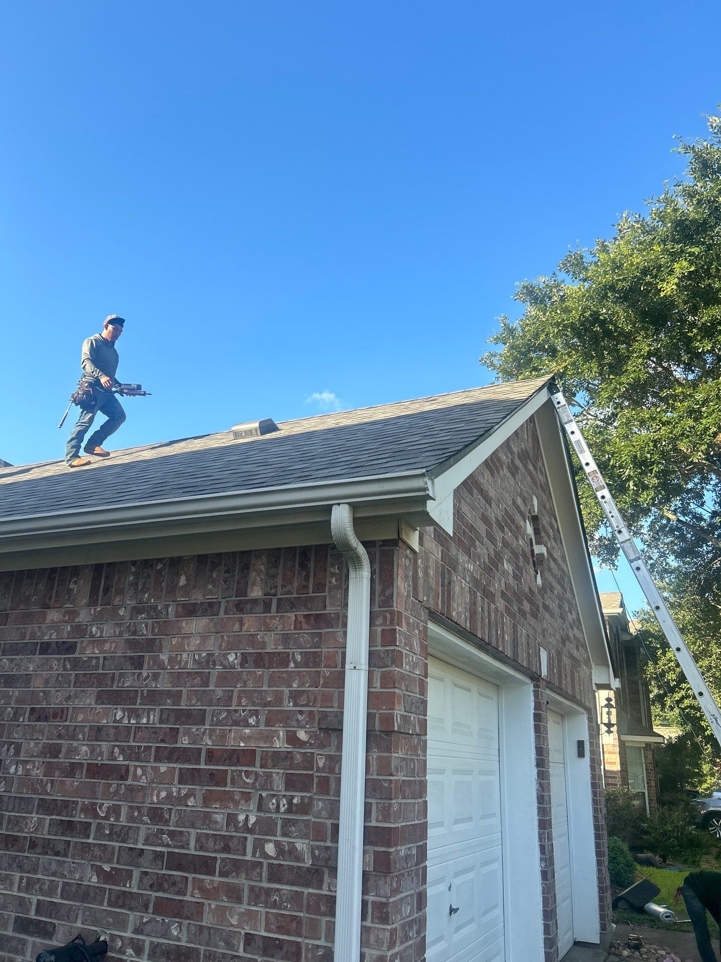 Residential Roofing Repair using Owen's Corning Duration (Lifetime) Shingles by Roof Repair Company