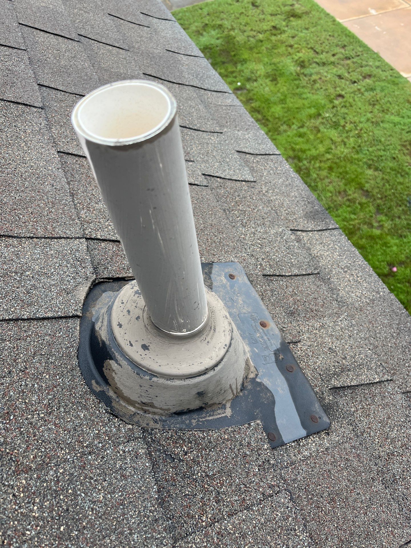 Hail Damage using Owen's Corning Duration (Lifetime) Shingles by Roof Repair Company