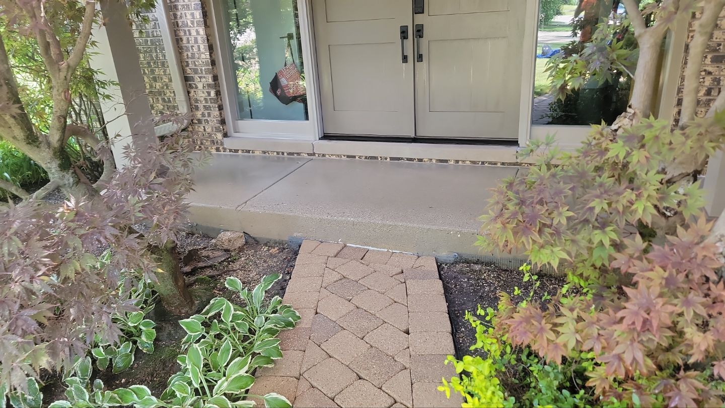 Brick paver clean, sand and seal.  using Surebond SB-1300 by Northern Power Washing LLC.