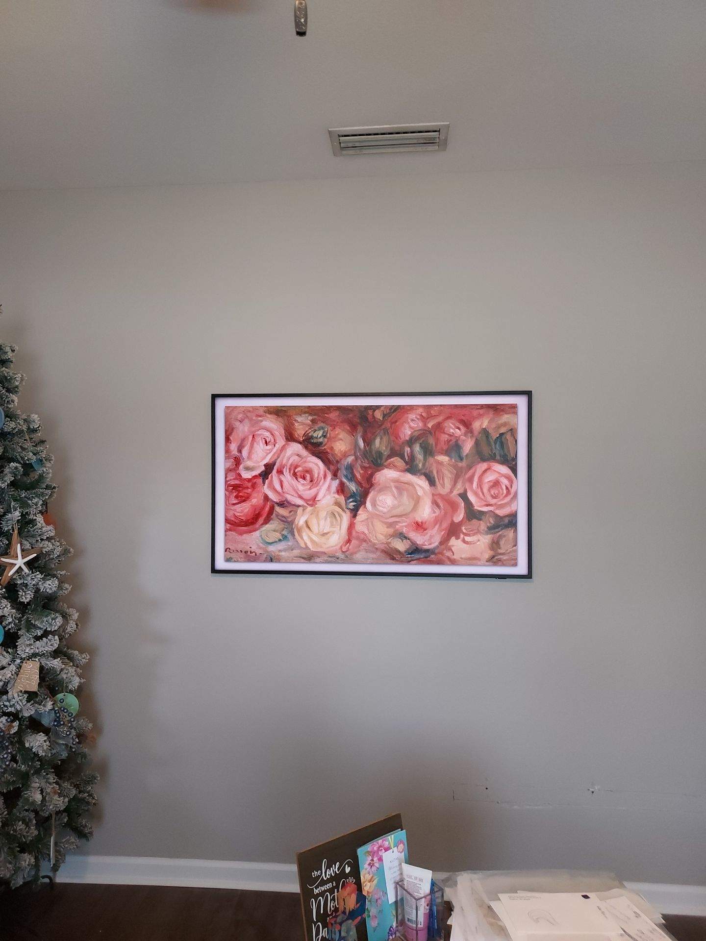 Lifestyle TV & Frame TV Installation Projects by Hangman Mounting & Installation 
