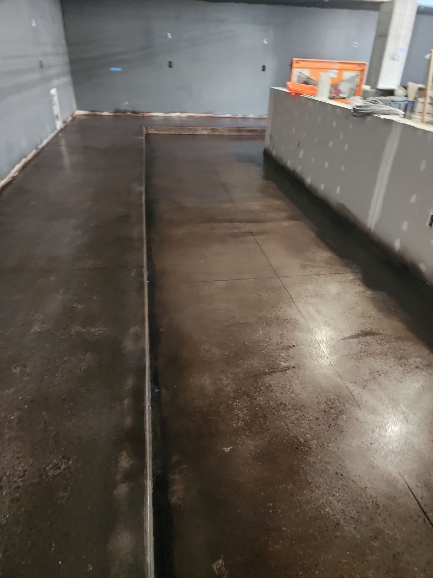 Tulio's Restaurant by Seamless Surfaces