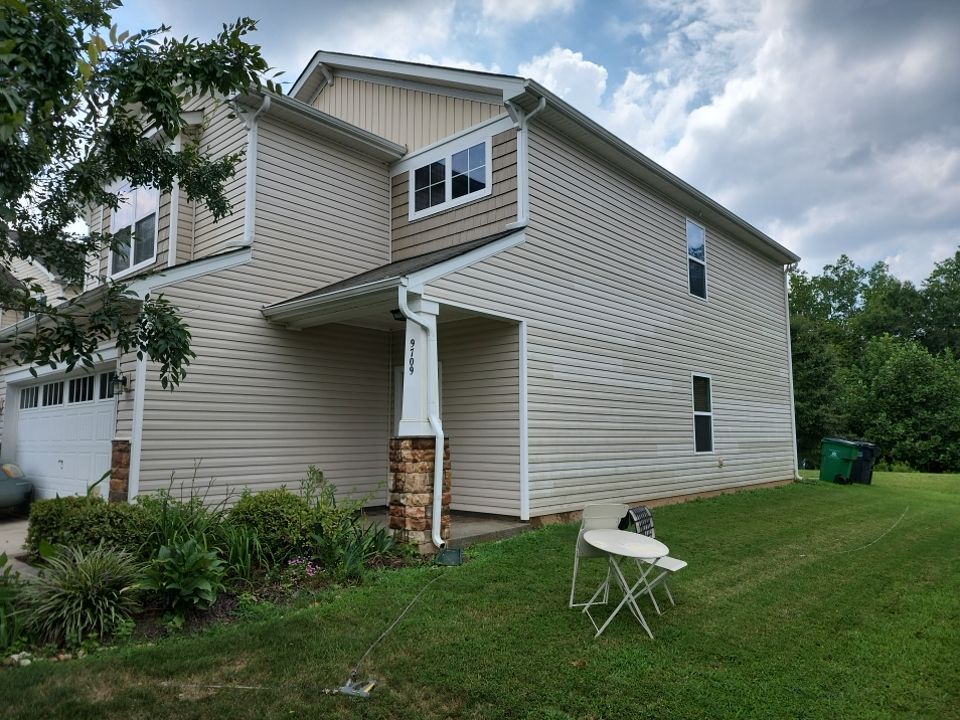 House Wash using cleaner by Power Wash Masters LLC