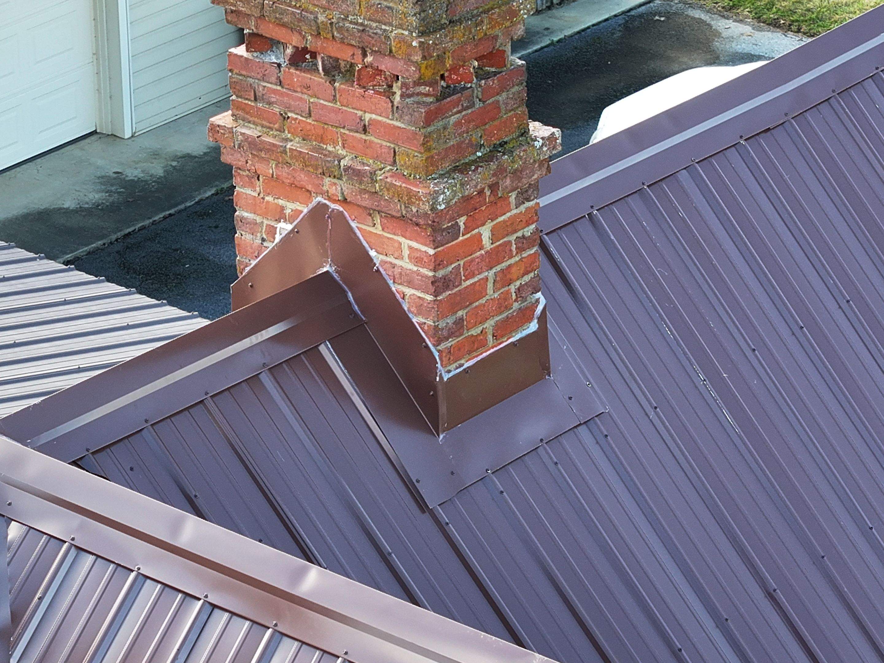 Caruthers Residence by Omnia Roofing