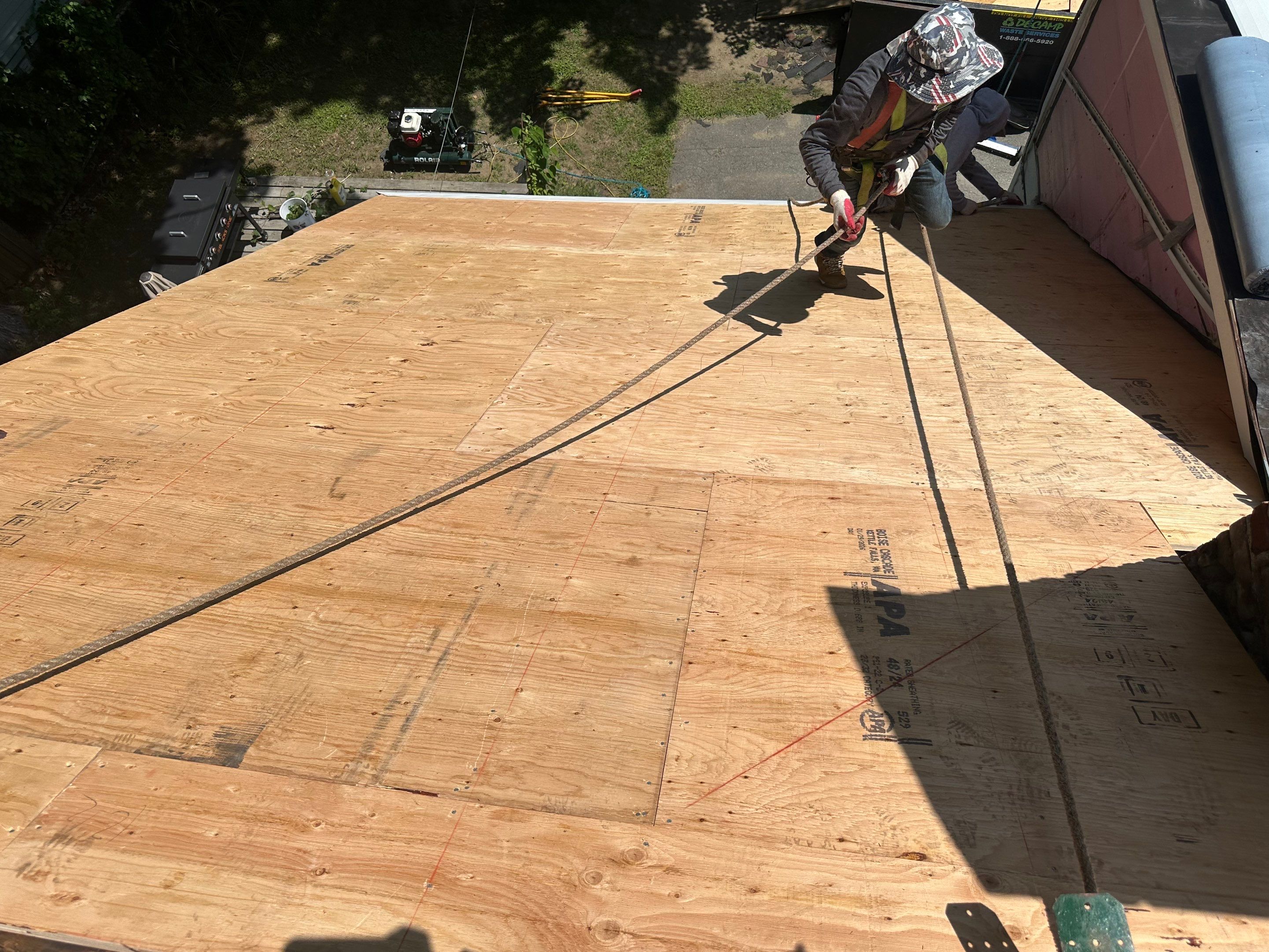 π‘ Another happy homeowner in Claremont, NH! πͺ by Tall pine roofing