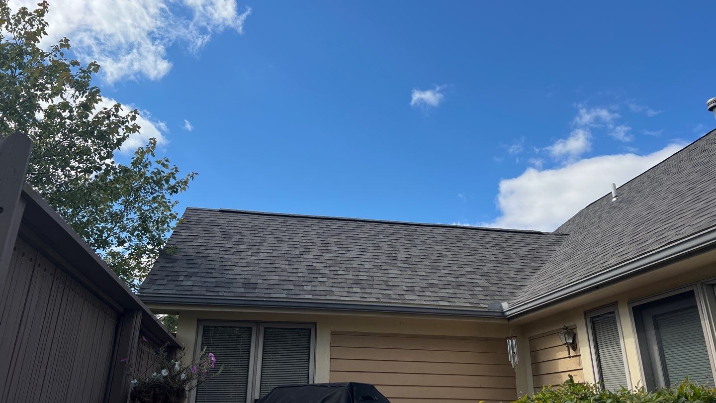 Residential Roofing Installation using Duration Series Shingles - Driftwood by RoofX 