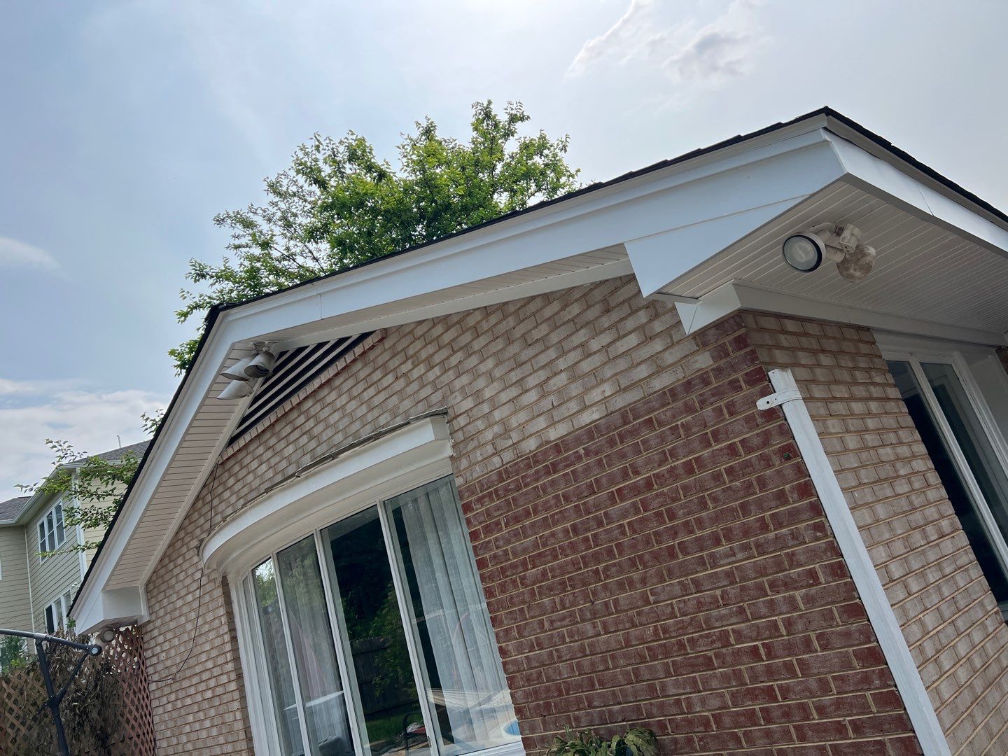 Manassas: CertainTeed Landmark Pro Designer Shingles in Max Def Moire Black by RM Banning, Inc.