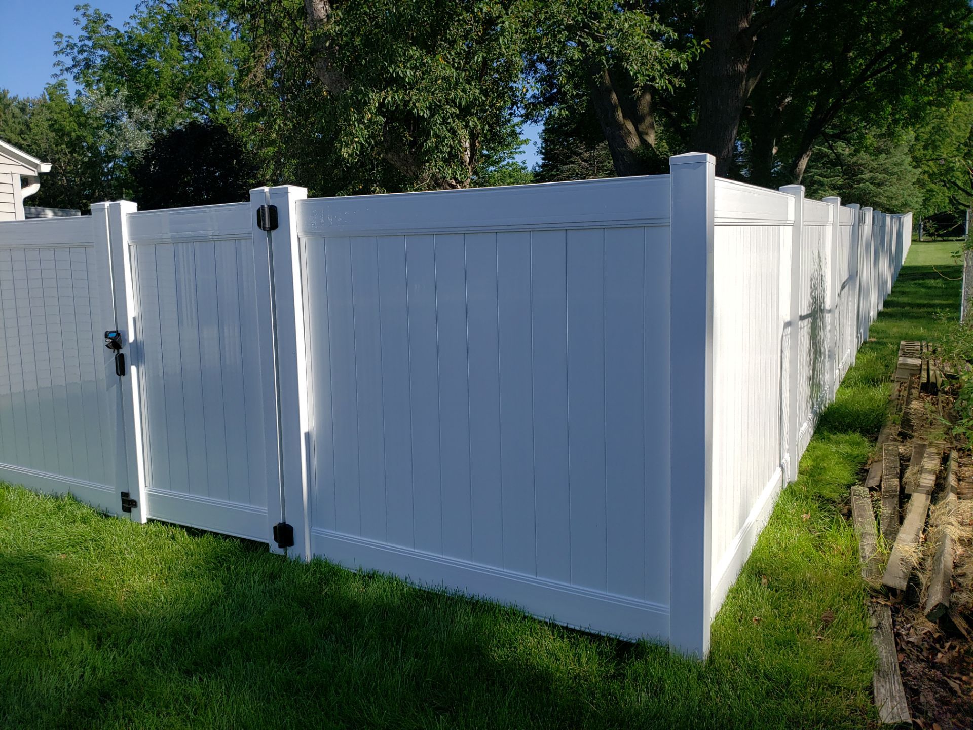 Project in Cedar Falls by Perfect Picket Fence and Stain