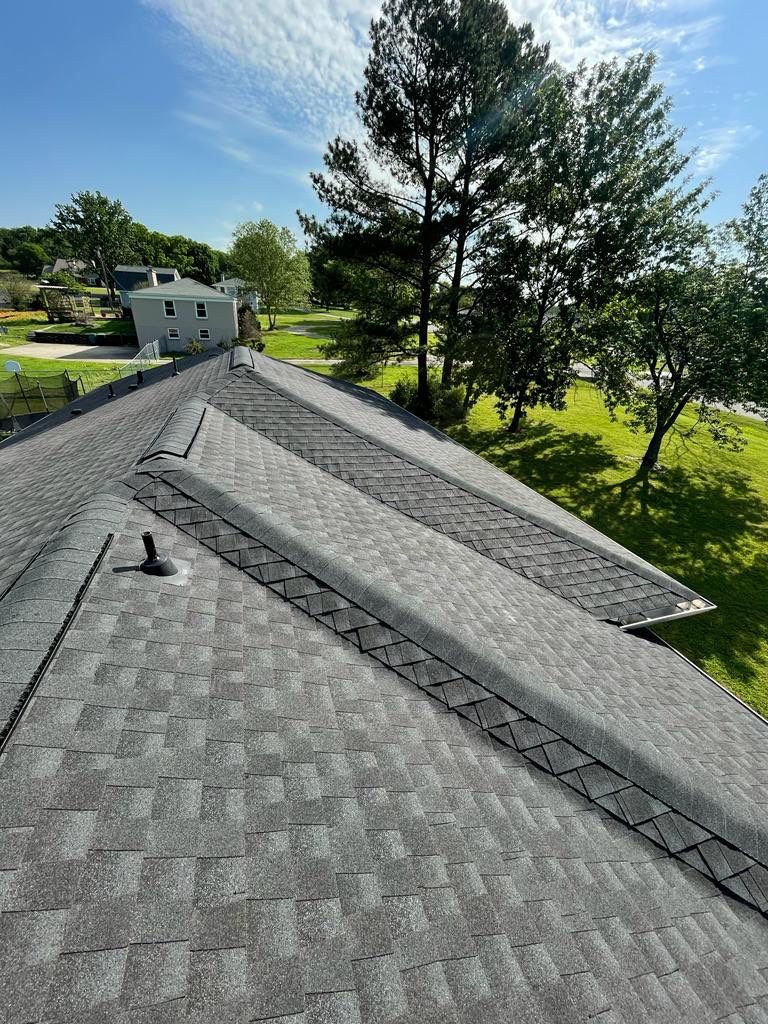 Residential Roofing Installation using GAF Timberline HDZ Charcoal by Undersun Roofing 