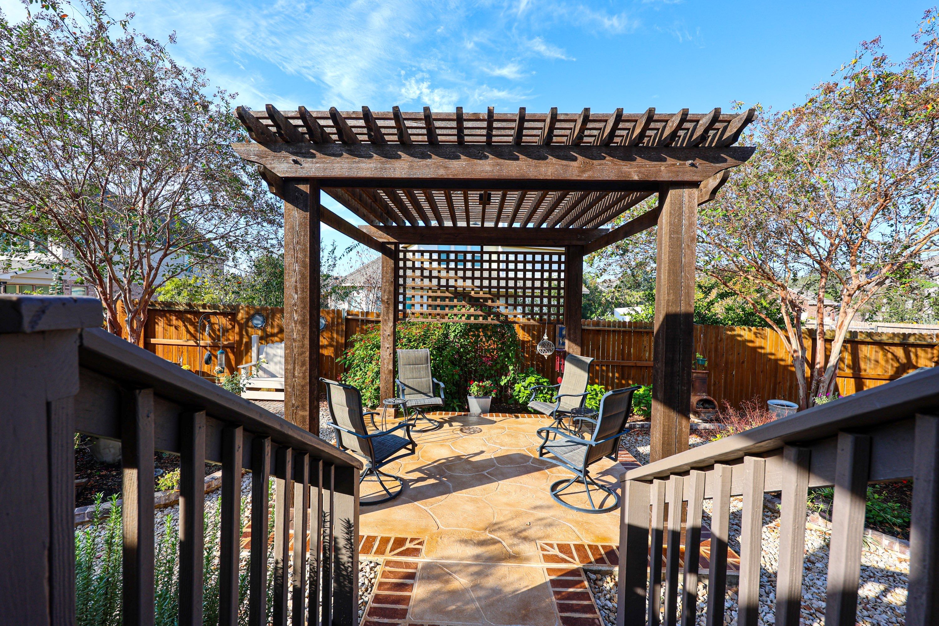 Wortham Oaks, San Antonio by Hole In One Lawns, LLC