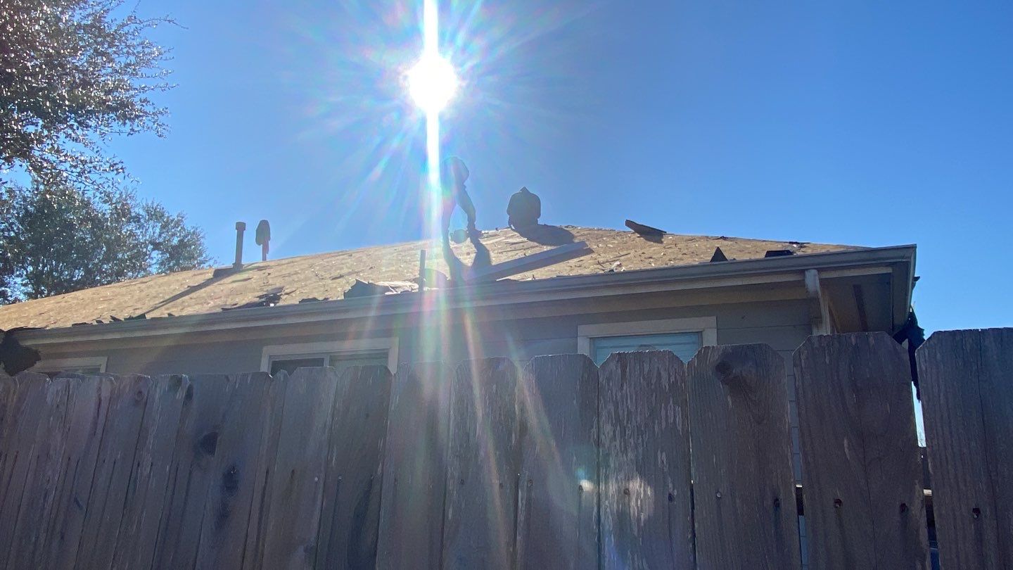 Hail Damage using Owen's Corning Duration (Lifetime) Shingles by Roof Repair Company