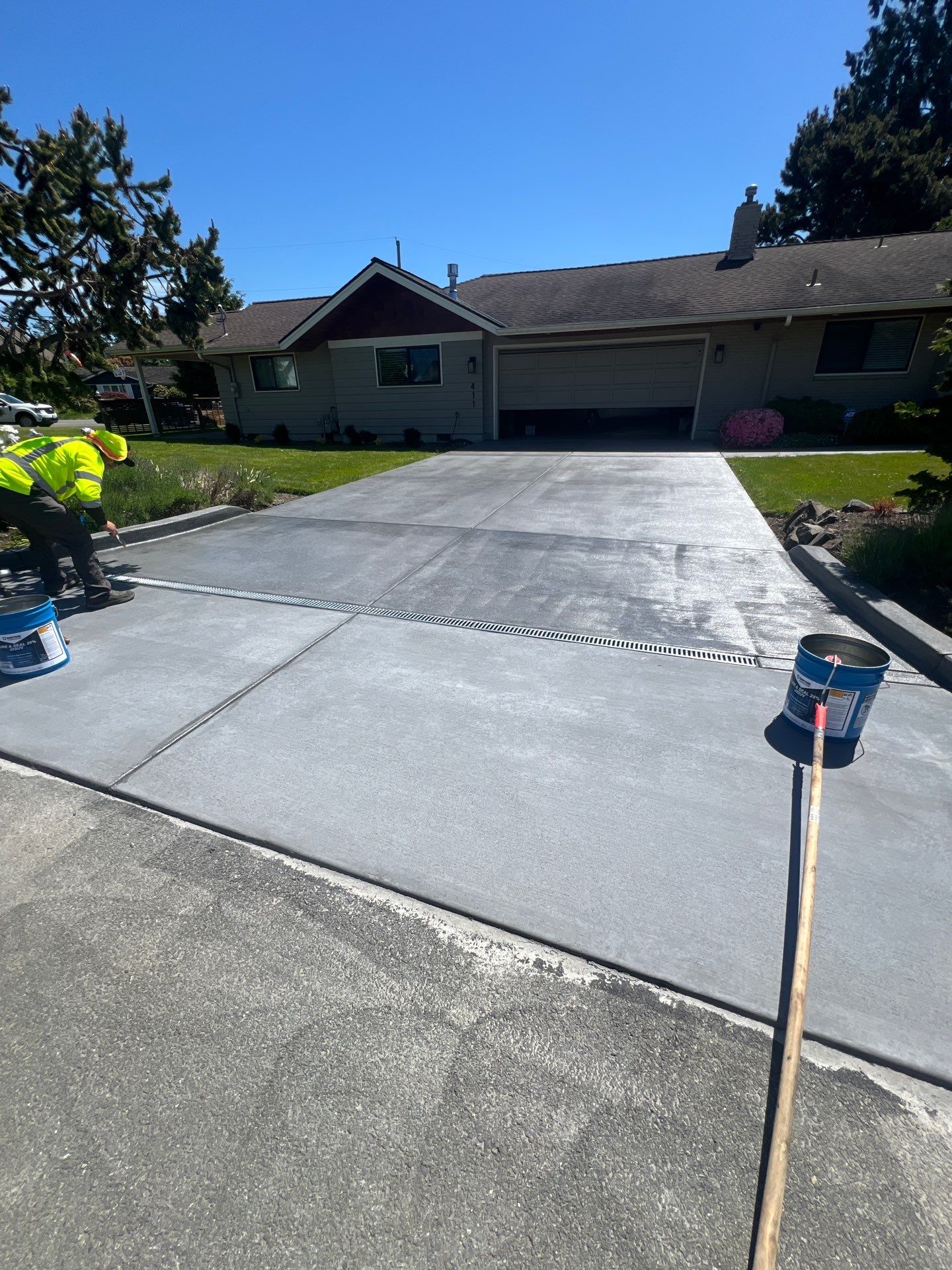 Colored Concrete Driveway Repair with Sealer| Everett    by Jireh Asphalt & Concrete Inc 