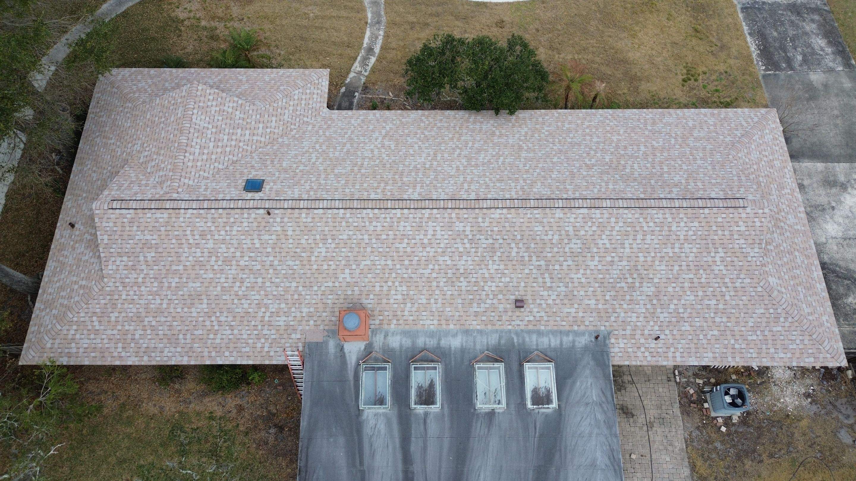 Residential roof in Belle Isle by Gold Key Roofing