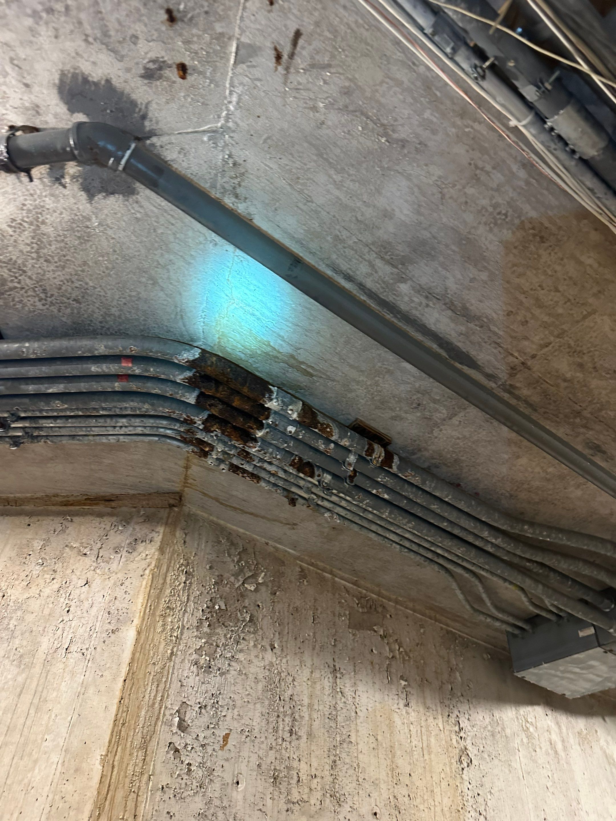 Bank Tunnel Work by BlueRed Restoration