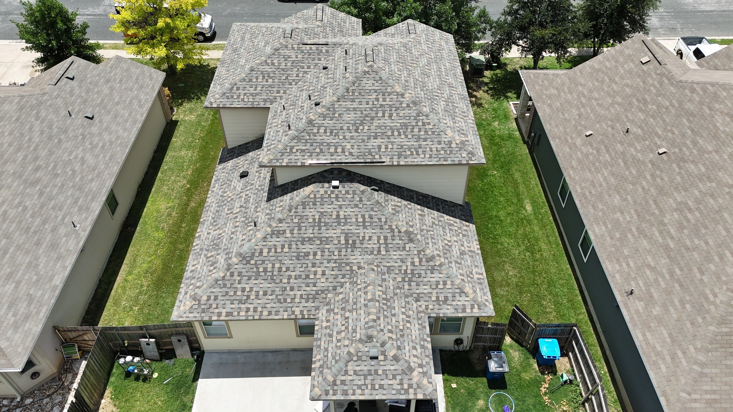 IKO Dynasty Biscayne by Perennial Roofing 