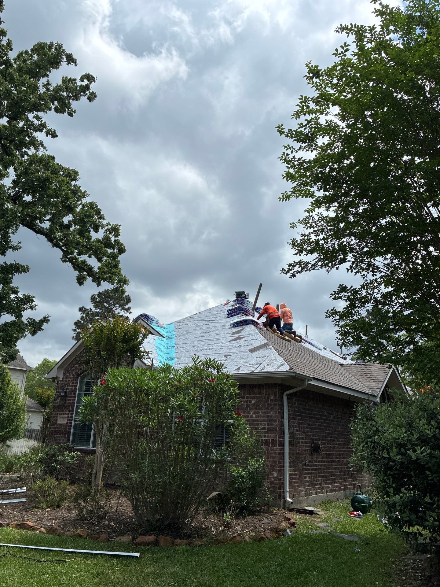 Roof Replacement in Sterling Ridge, Spring TX by Roof Repair Company
