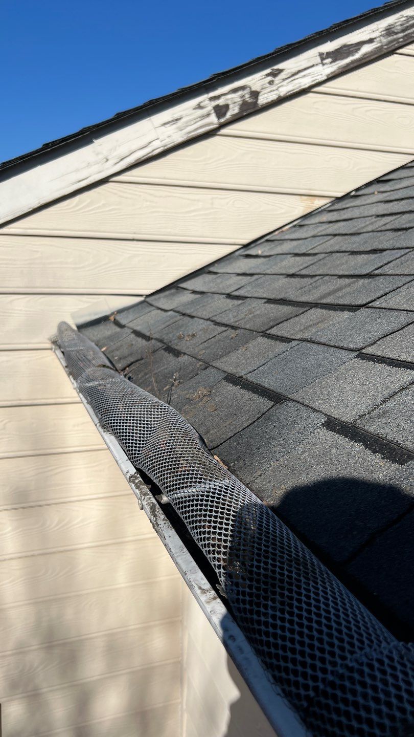 Fairfax: Residential Roof Replacement with CertainTeed Landmark in Charcoal Black by RM Banning, Inc.