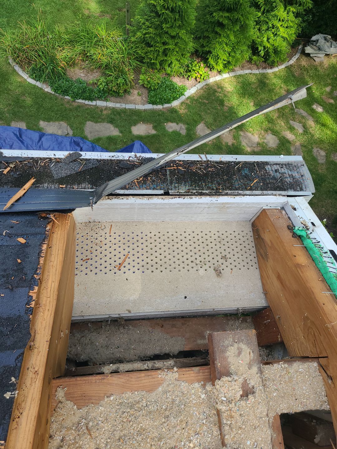 Falls Church: Roof Replacement with CertainTeed Landmark Pro in Max Def Pewterwood by RM Banning, Inc.