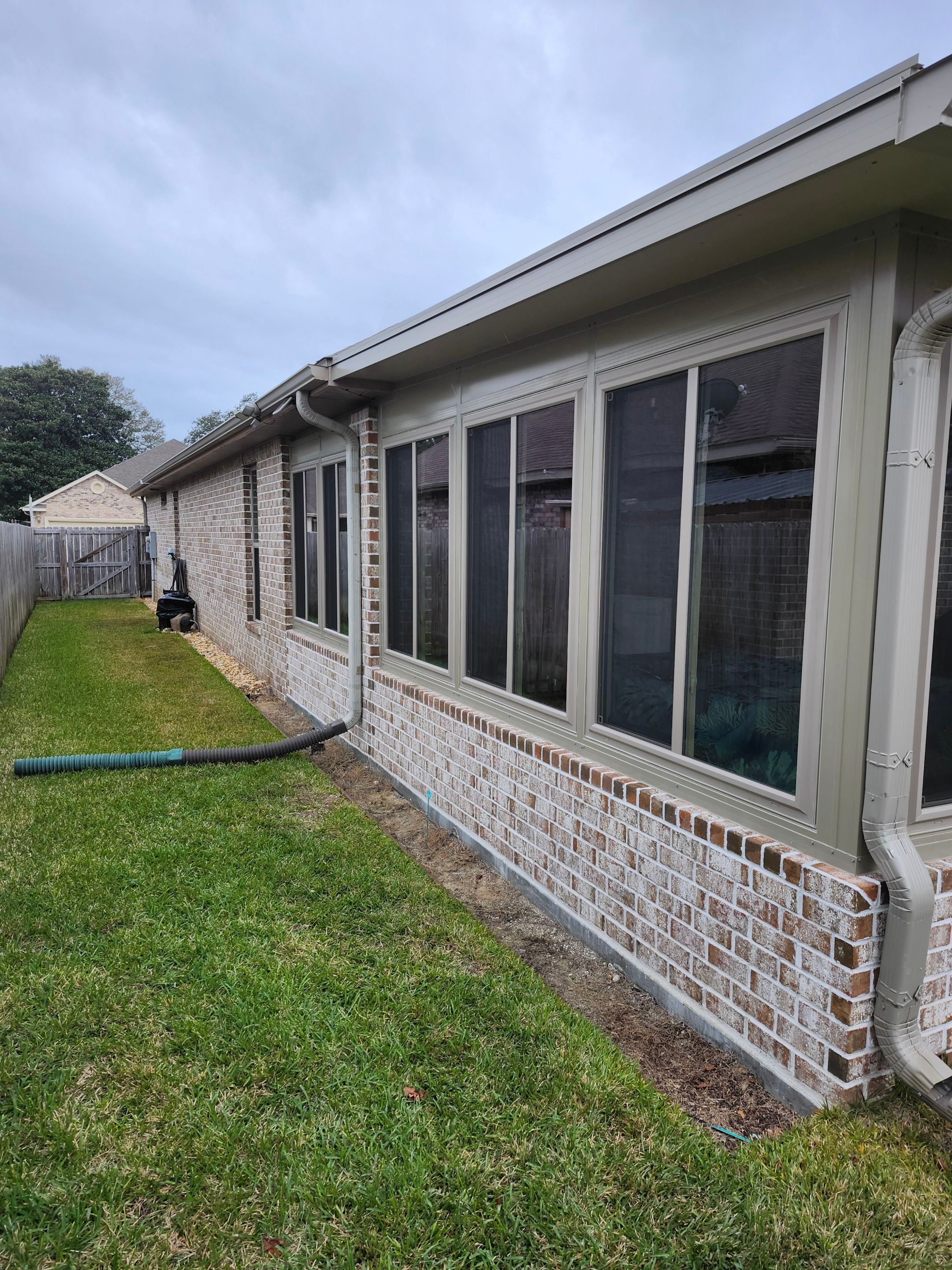 Screen Room to Glass Room Conversion using Colorbeam by Titan Sunrooms