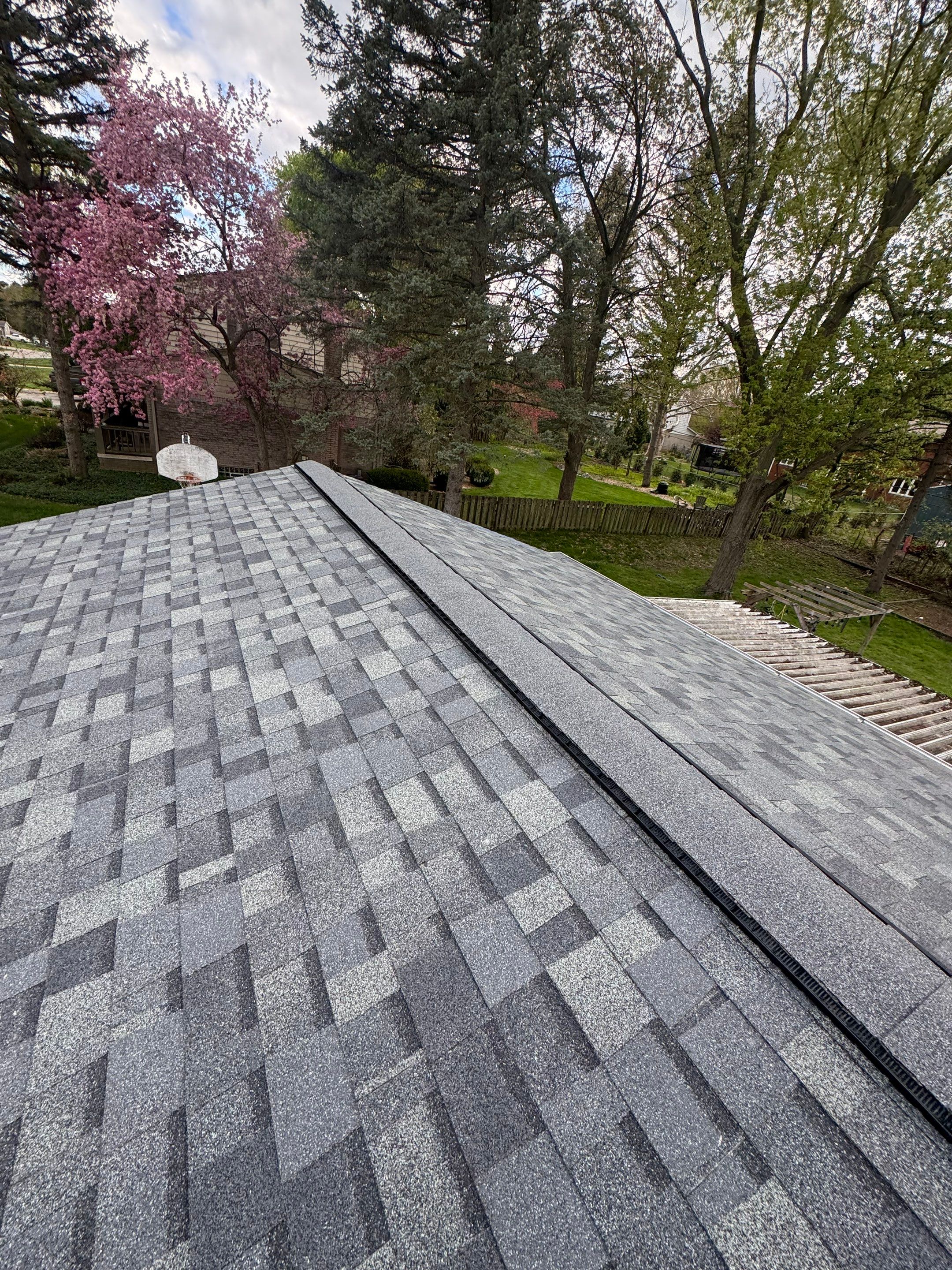 Roof Replacement using Owens Corning Tru Definitions by 180 Contractors