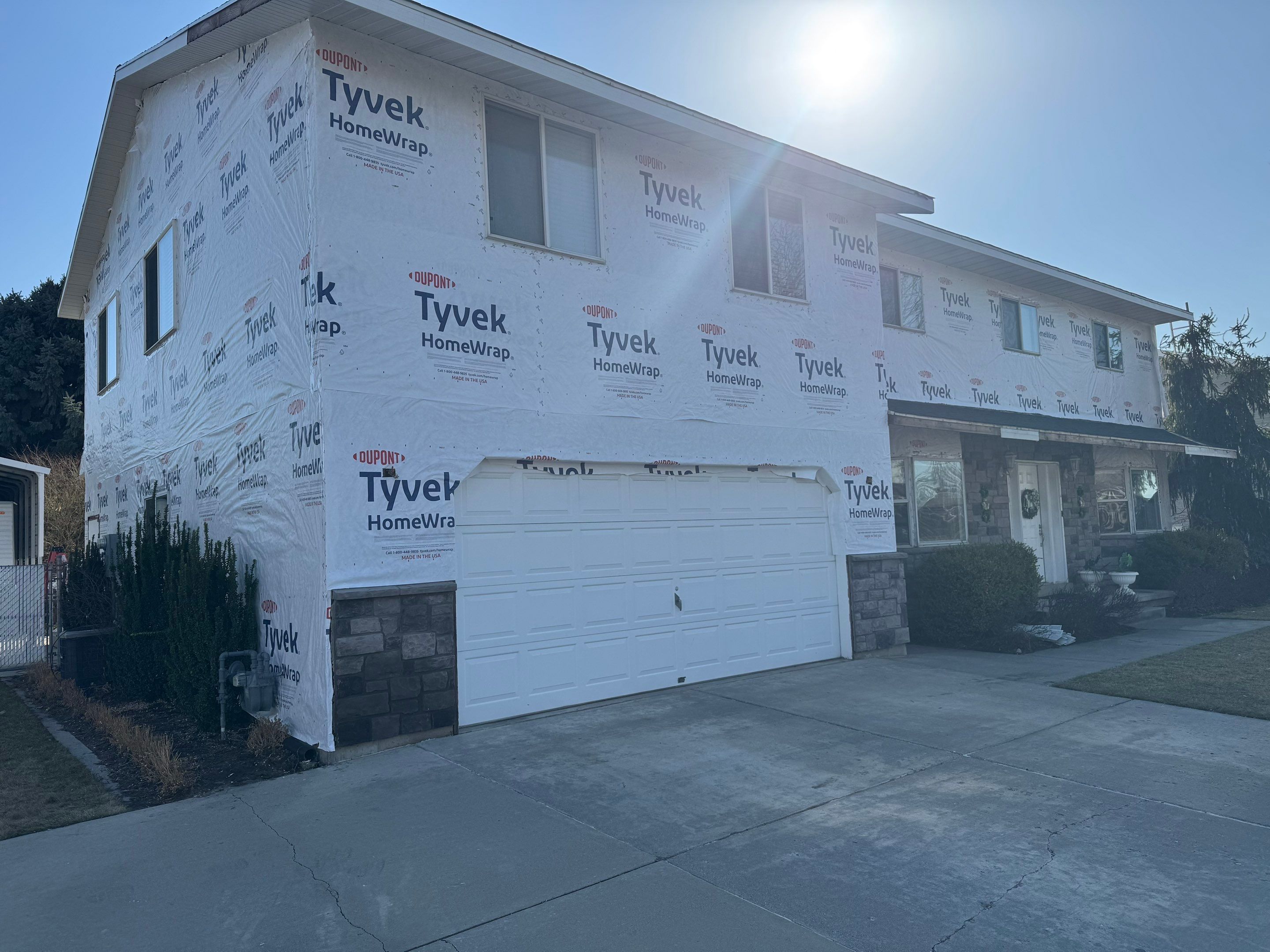 Lindon | Hardie & Steel Mixed Siding | Pearl Gray by Ideal Siding Utah