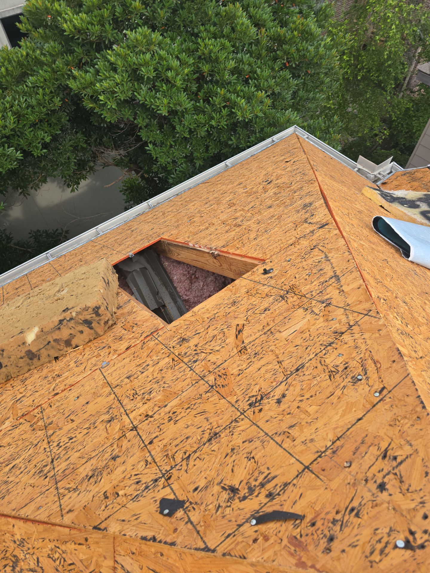 Roof Replacement Houston by Roof Repair Company