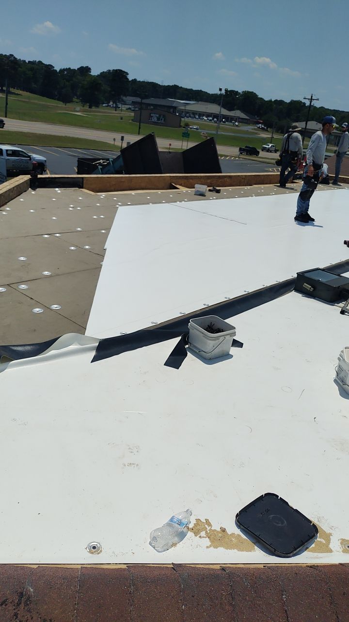 First Assembly of God, De Queen, Arkansas by Hostetler Roofing