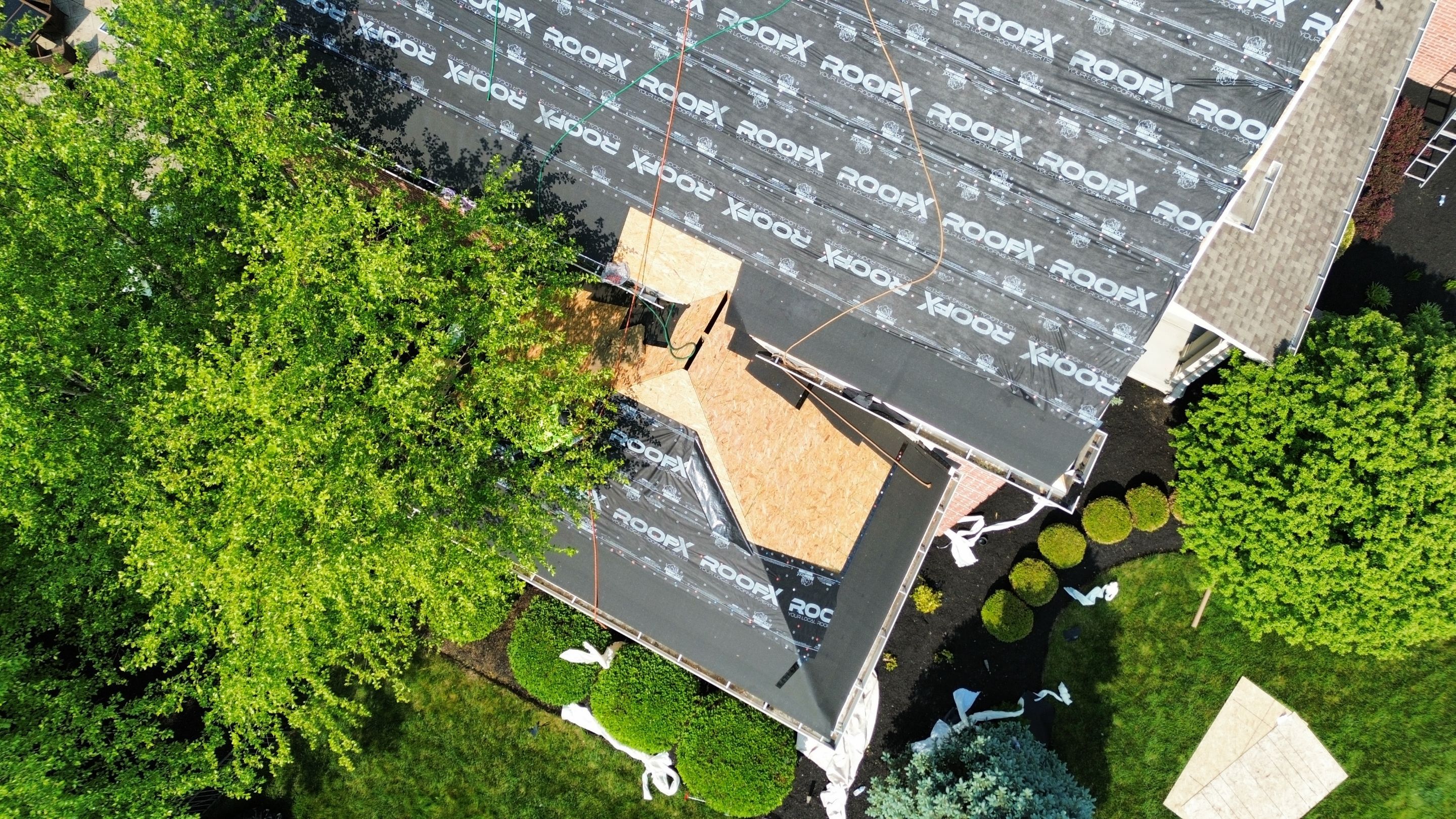 Residential Roofing Installation using Duration Series Shingles - Colonial Slate by RoofX 