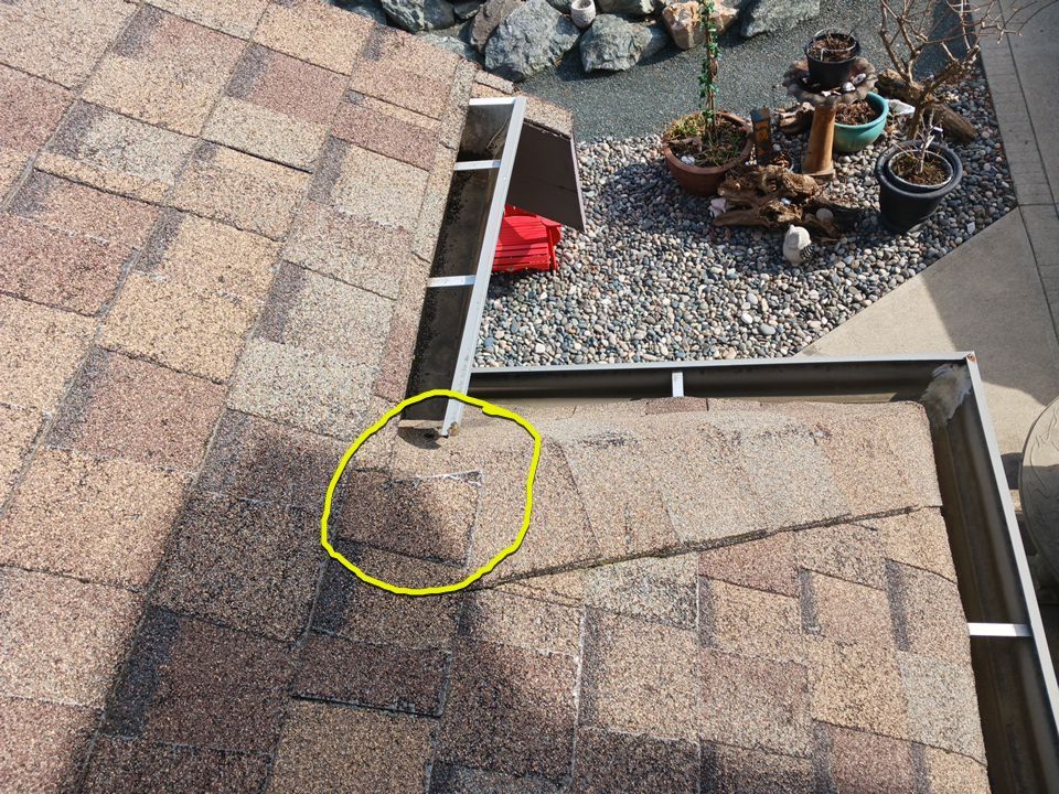 Residential Roofing Installation using OC Oakridge shingles by Top Notch Roofing Inc