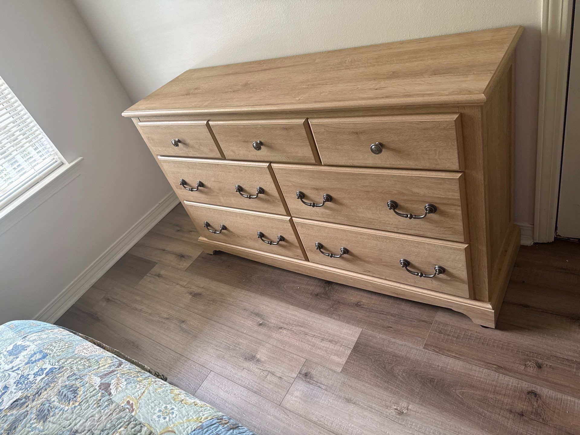 Furniture & Equipment Assembly Projects by Hangman Mounting & Installation