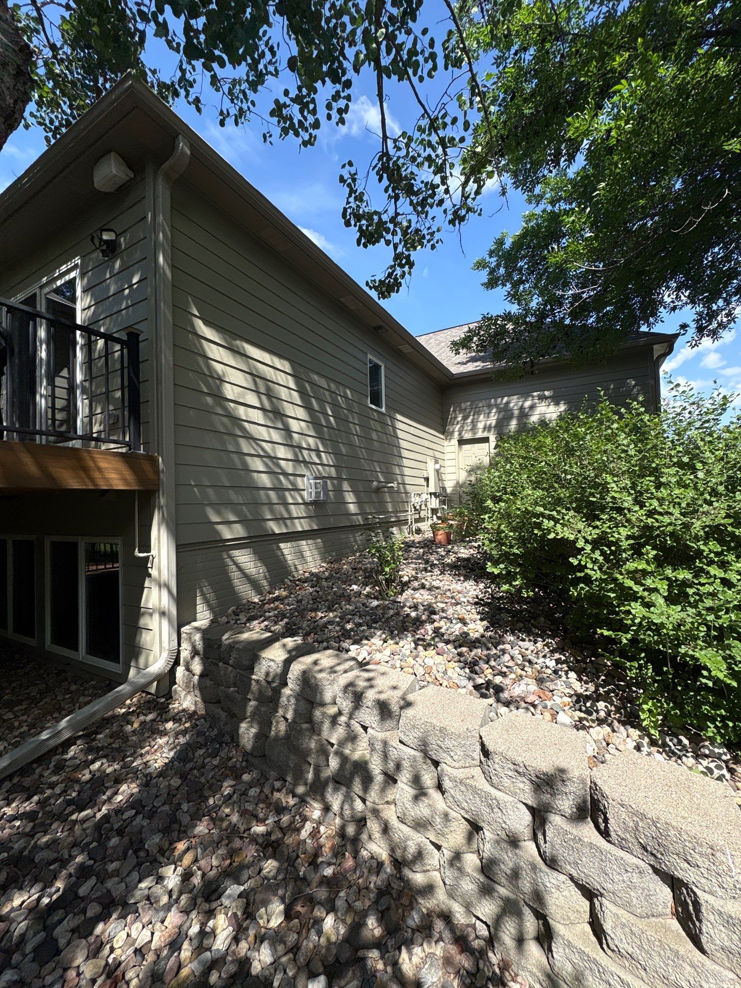 Sioux Falls Concrete Driveway Replacement and Custom Front Walkway by Select Painting, Coatings & Garage Cabinets