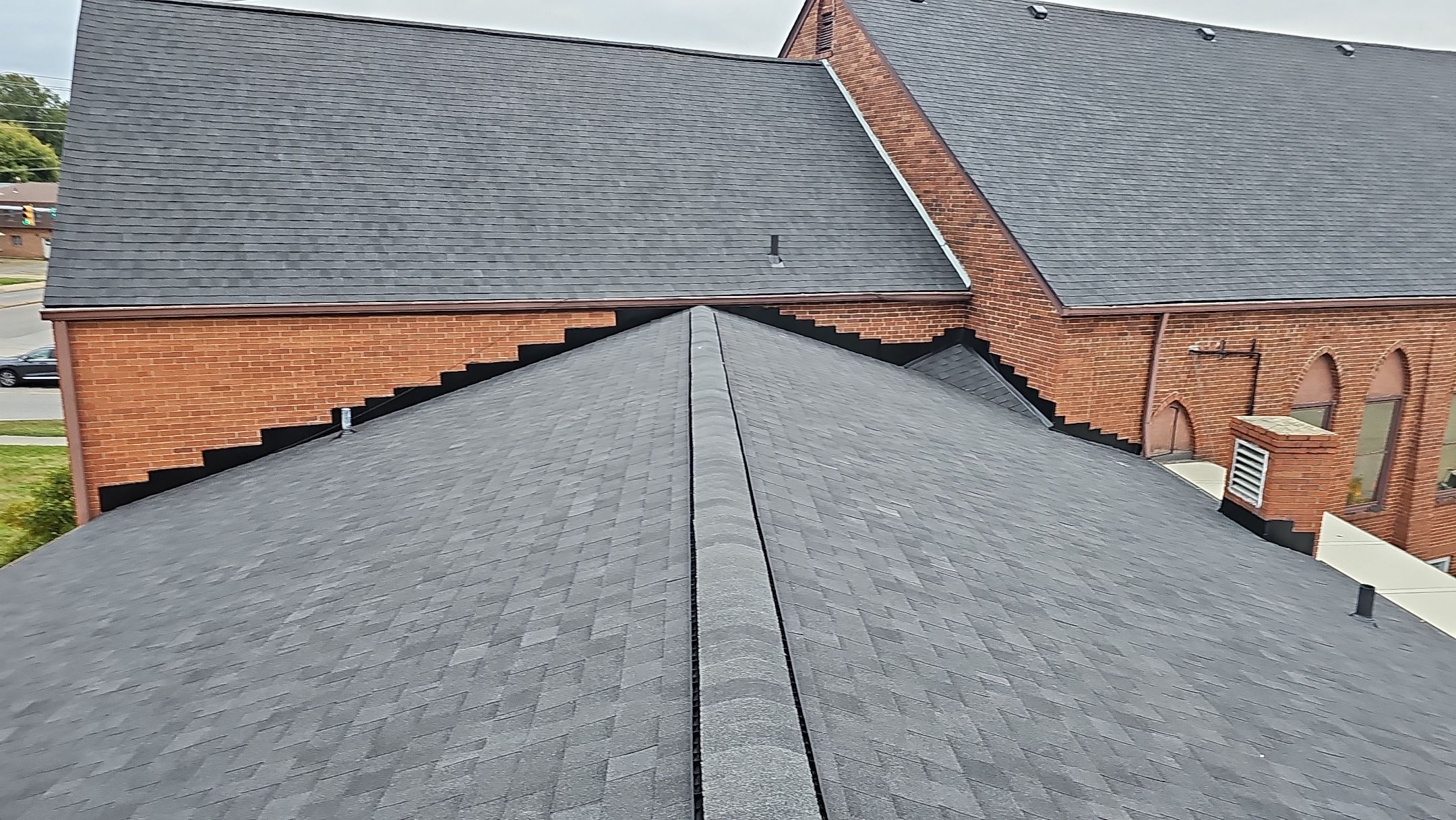 Atlas Pinnacle, Color, Black Pristine, Drip Edge, Color, Birch White by Eagle Eye Roofing