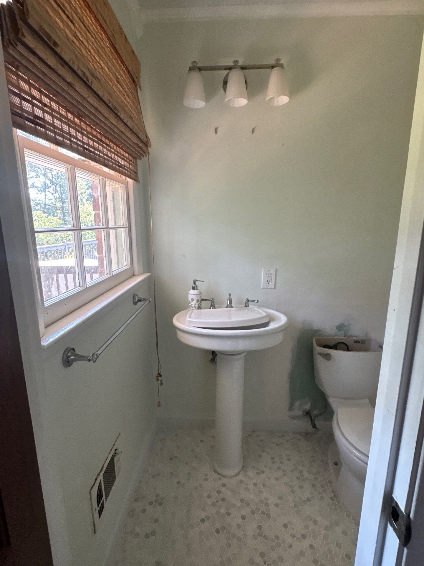 Multi-Room Interior Refresh and Bathroom Renovation in Covington by PGP Surface Solutions, LLC