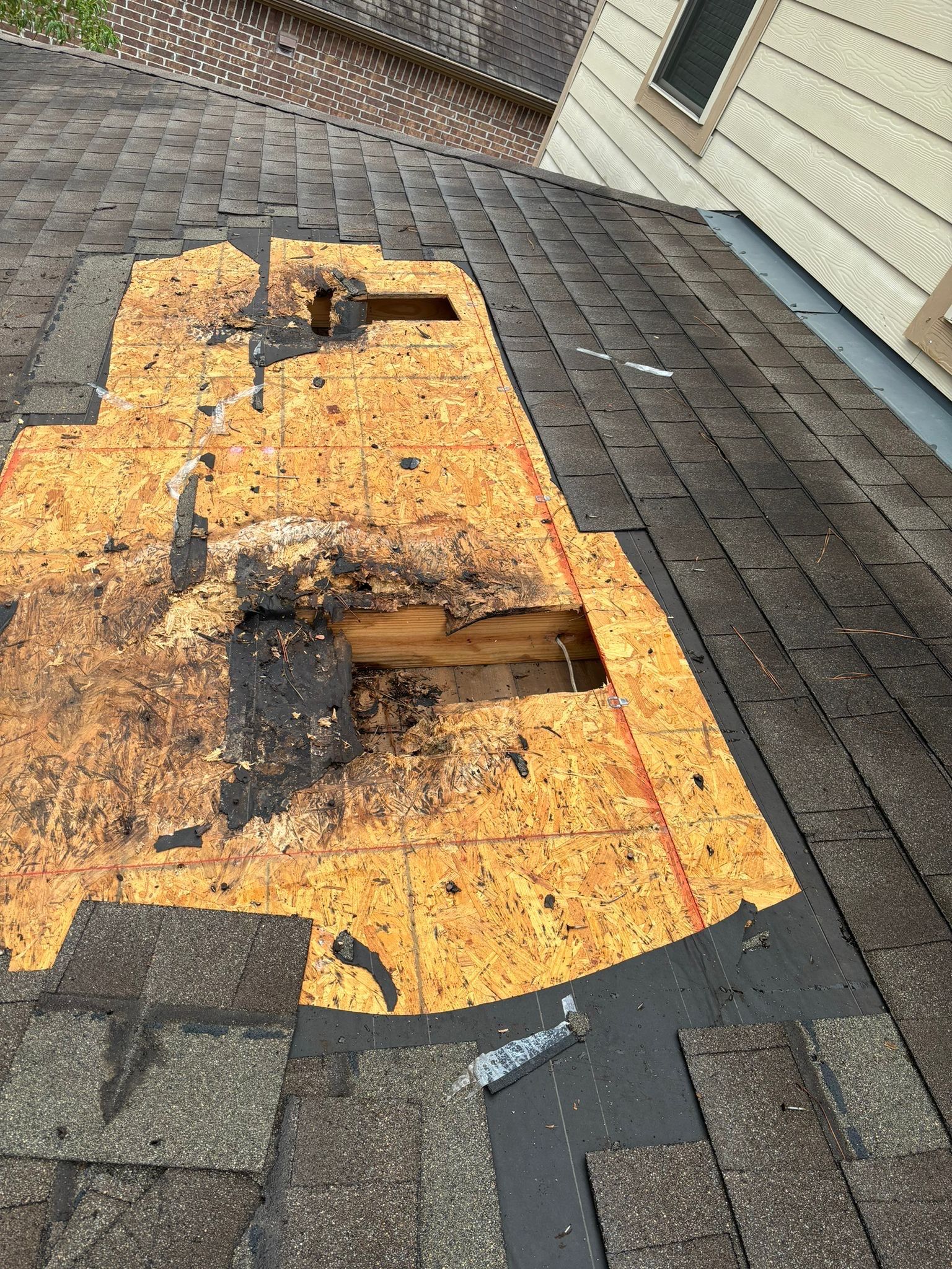 Hail Damage using Owen's Corning Duration (Lifetime) Shingles by Roof Repair Company