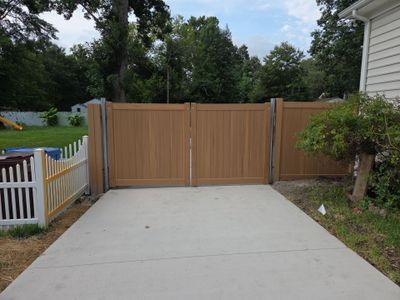 Bold Style. Lasting Privacy.