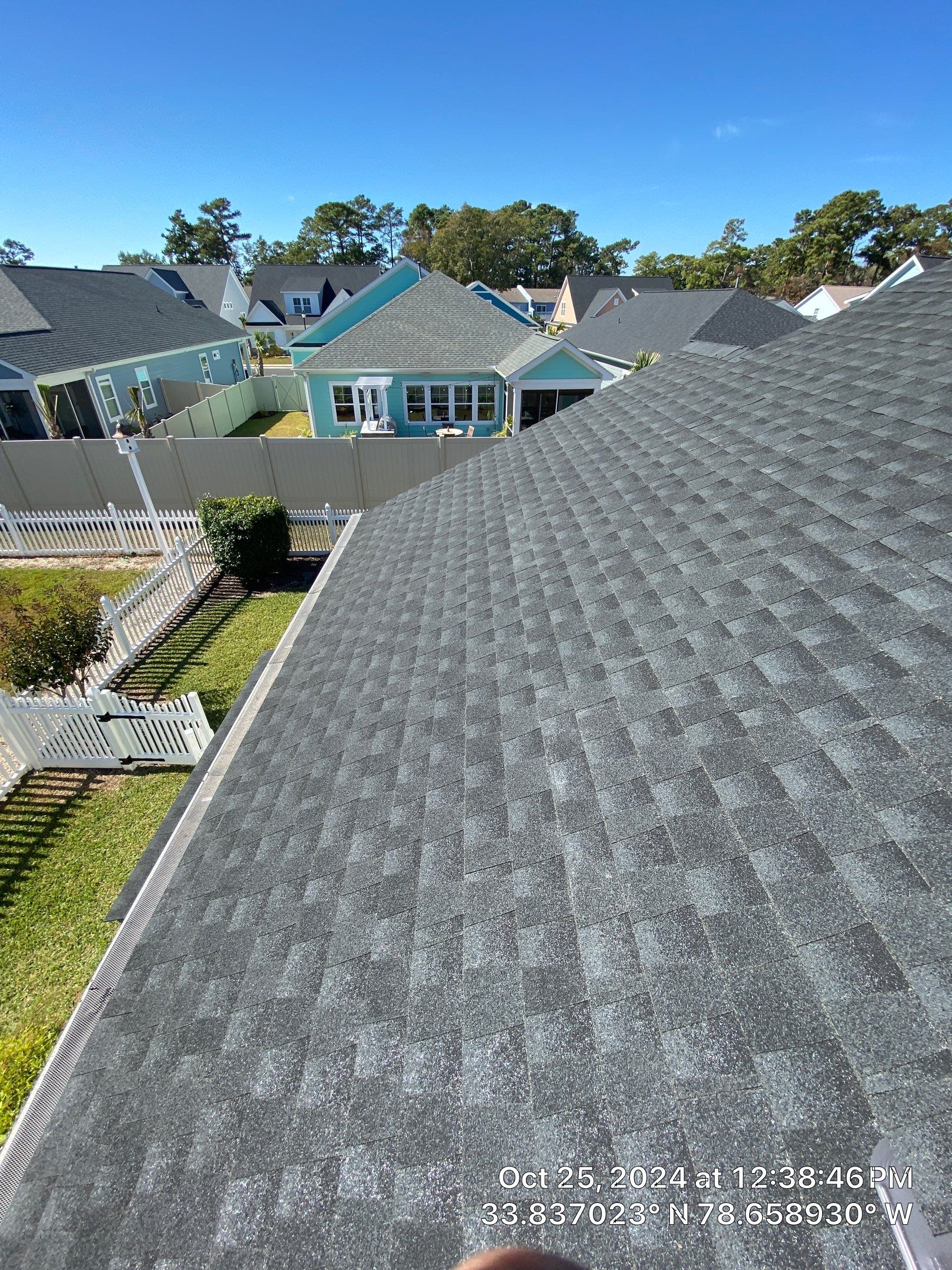 GAF HDZ - Charcoal by Linta Roofing