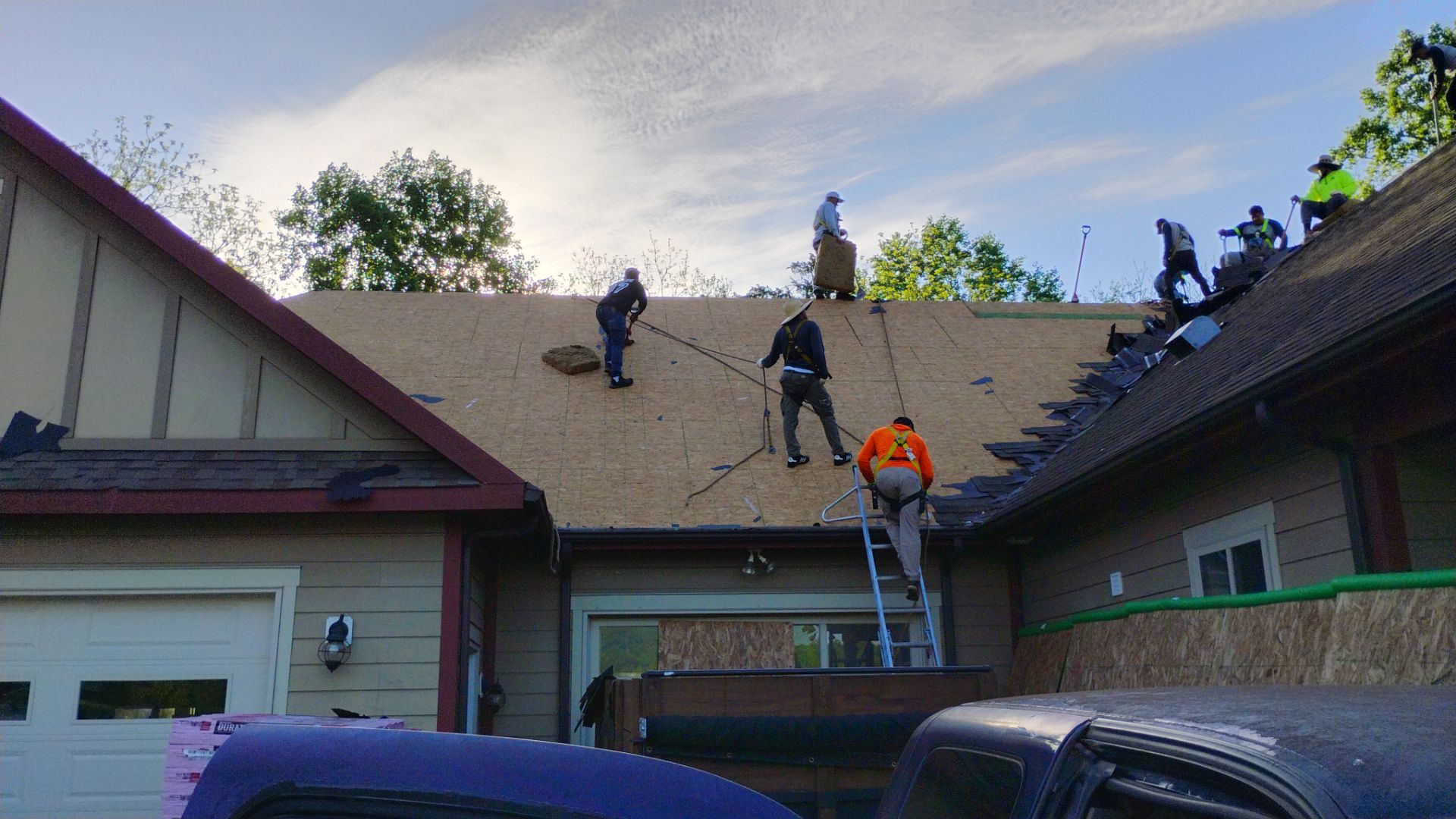 Tony's roof by BROCK BUILDERS 
