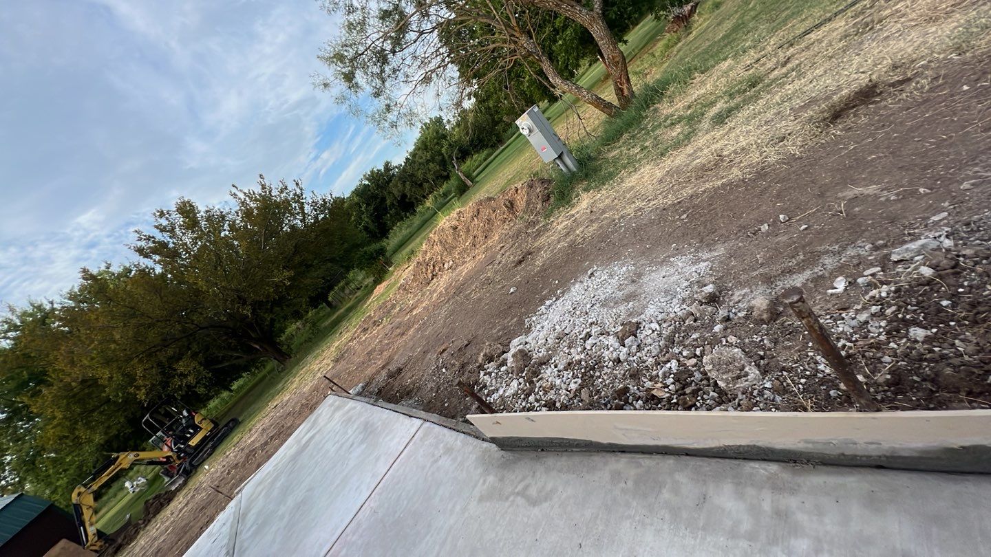 1000' Drive and Patio using Concrete by Clays Services Inc