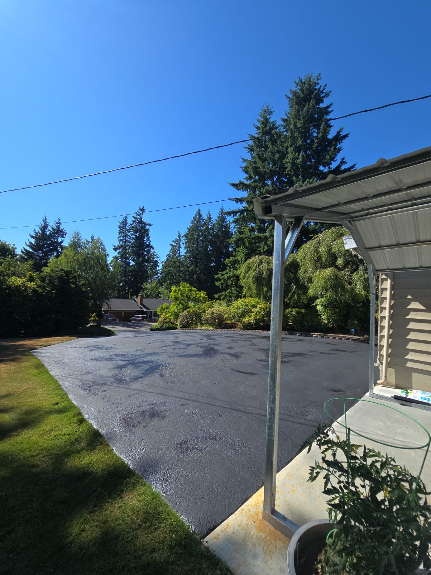 Driveway Sealcoat Repair | Woodinville  by Jireh Asphalt & Concrete Inc 