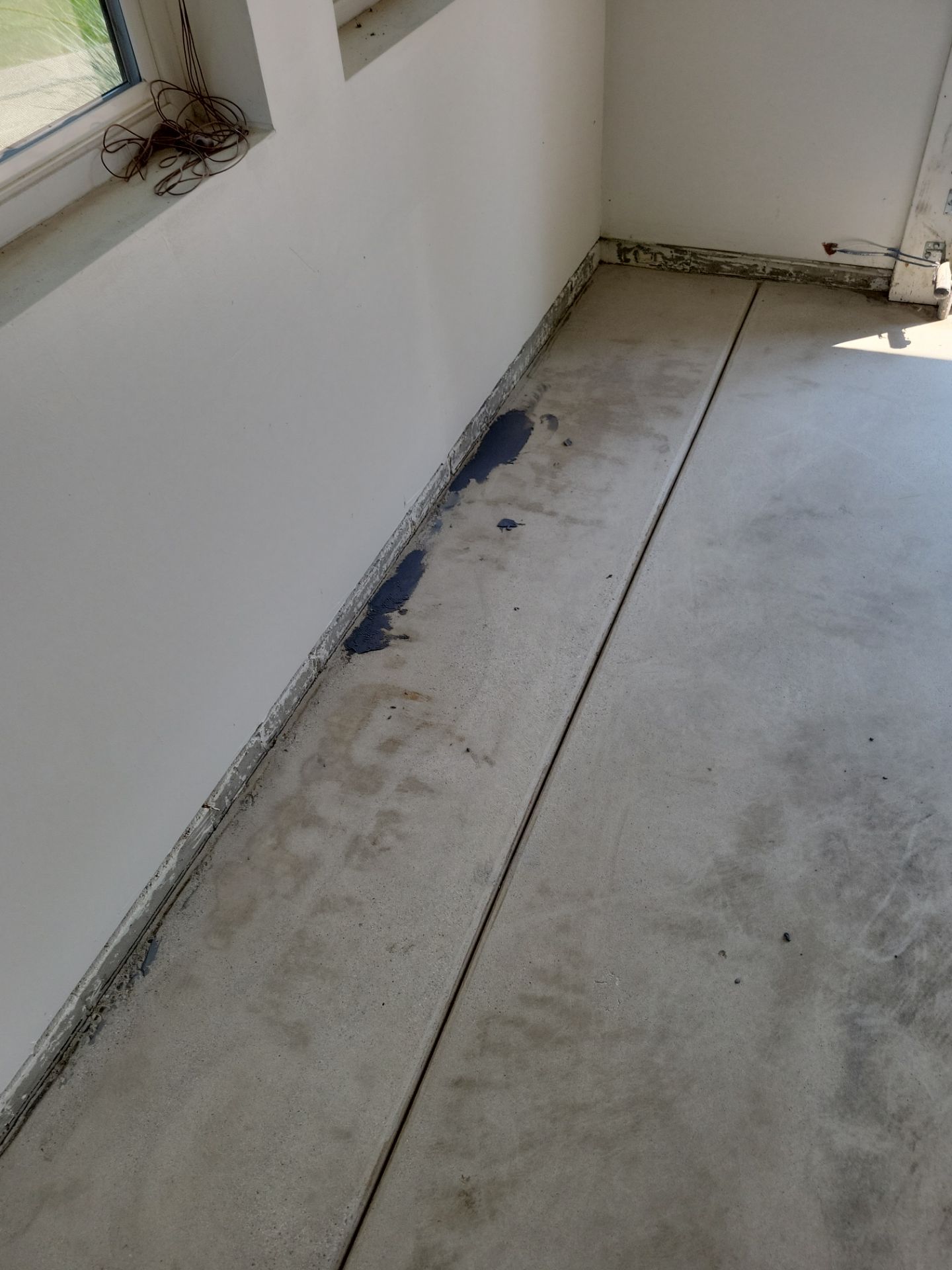 Garage Transformation using Denali Hybrid by Croc Coatings, LLC