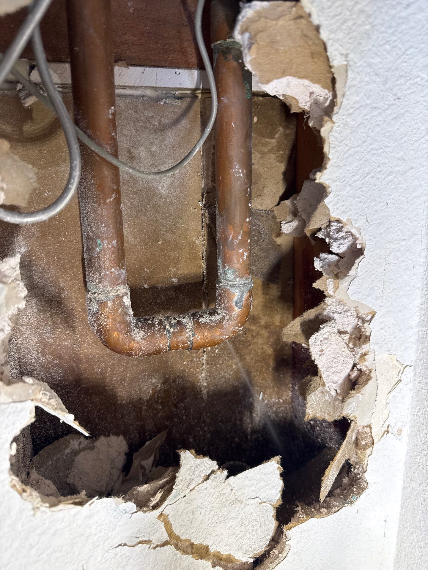  bursted pipe by Us Plumbing 
