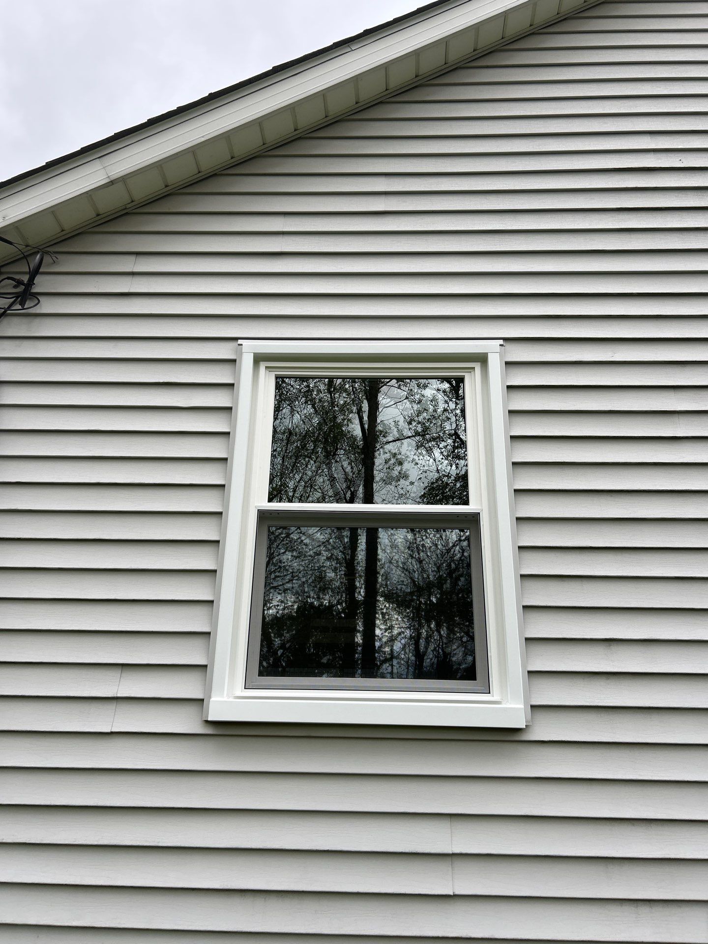 Vinyl Window Replacement and Bay Window Installation in Wadsworth by Ohio State Windows