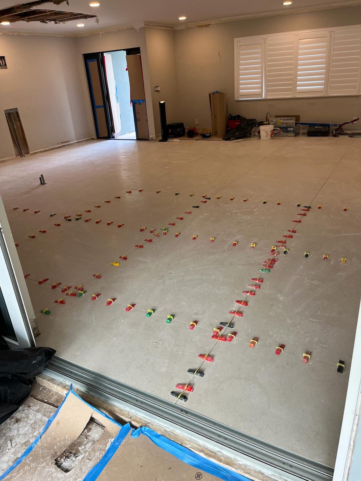 48x48 Flooring - East Boca Raton by Hevi Tile